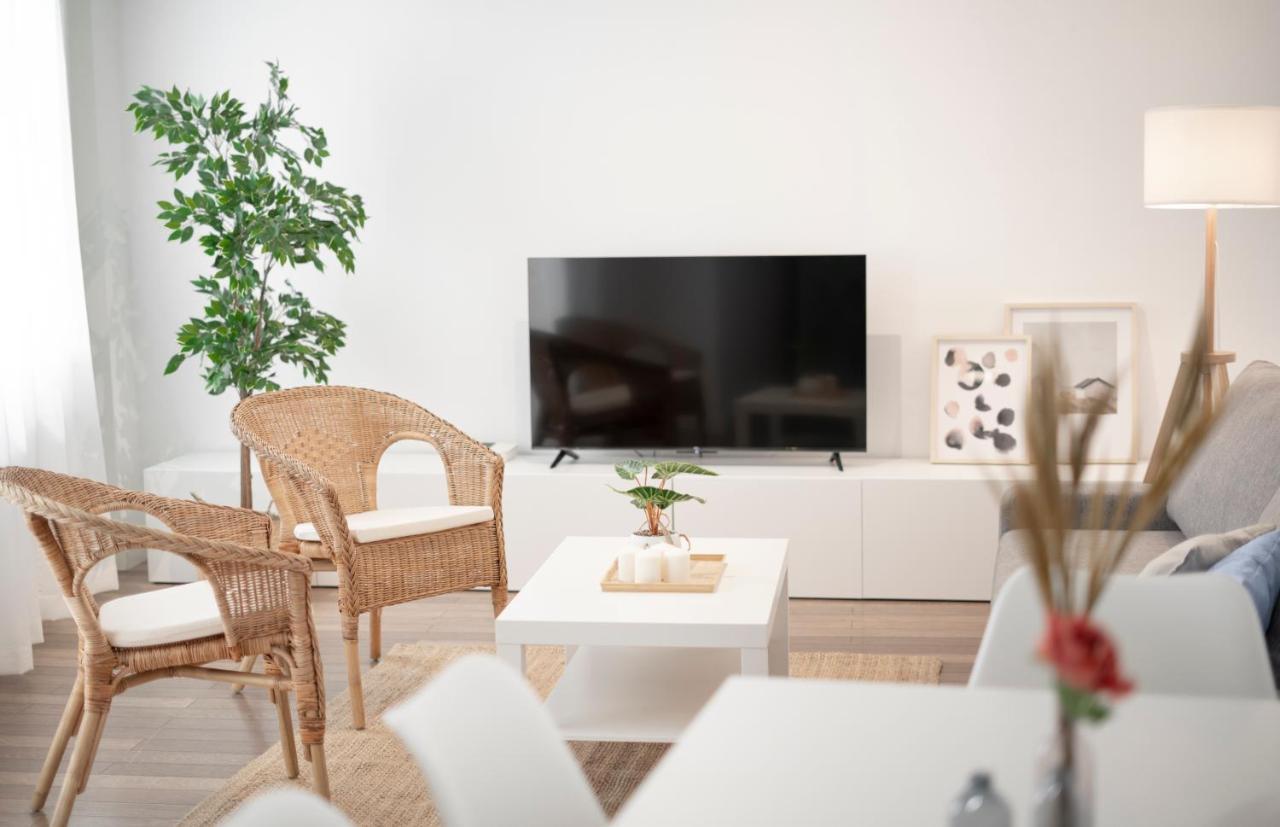 Oasis En El Corazon De Granada Con Parking Gratis Apartment Luaran gambar